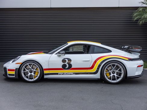 Certified 2026 Porsche 911 GT3 RWD image 2