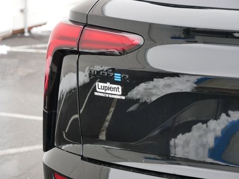 Used 2024 Chevrolet Blazer EV RS image 5