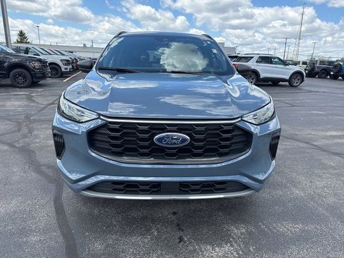 Used 2024 Ford Escape ST-Line w/ Tech Pack #1 AWD/4WD image 3