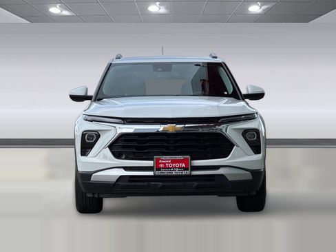 Used 2025 Chevrolet TrailBlazer LT FWD image 5