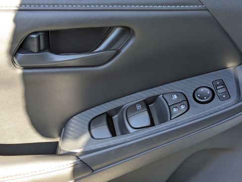 New 2025 Nissan Sentra S image 12