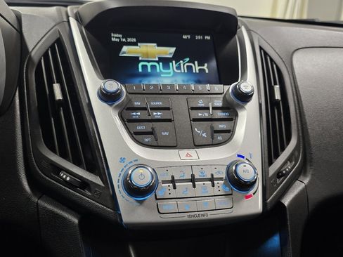 Used 2016 Chevrolet Equinox LTZ w/ Enhanced Convenience Package FWD image 28