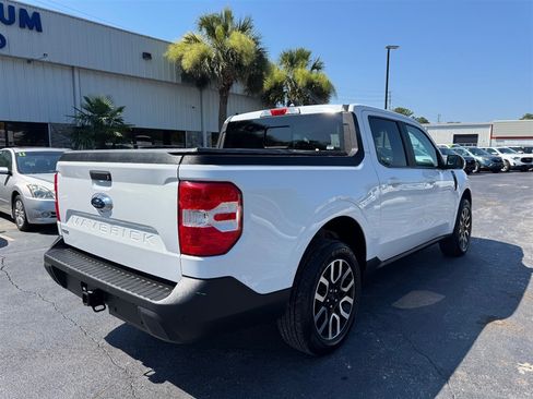 Used 2022 Ford Maverick Lariat w/ Lariat Luxury Package FWD image 8