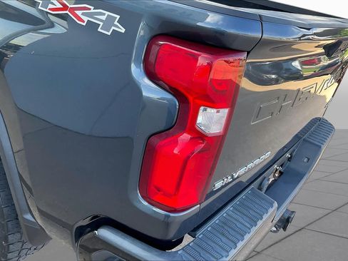 Used 2020 Chevrolet Silverado 2500 Custom w/ Custom Convenience Package AWD/4WD image 28
