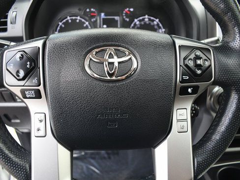 Certified 2024 Toyota 4Runner SR5 Premium w/ Moonroof Package AWD/4WD image 31