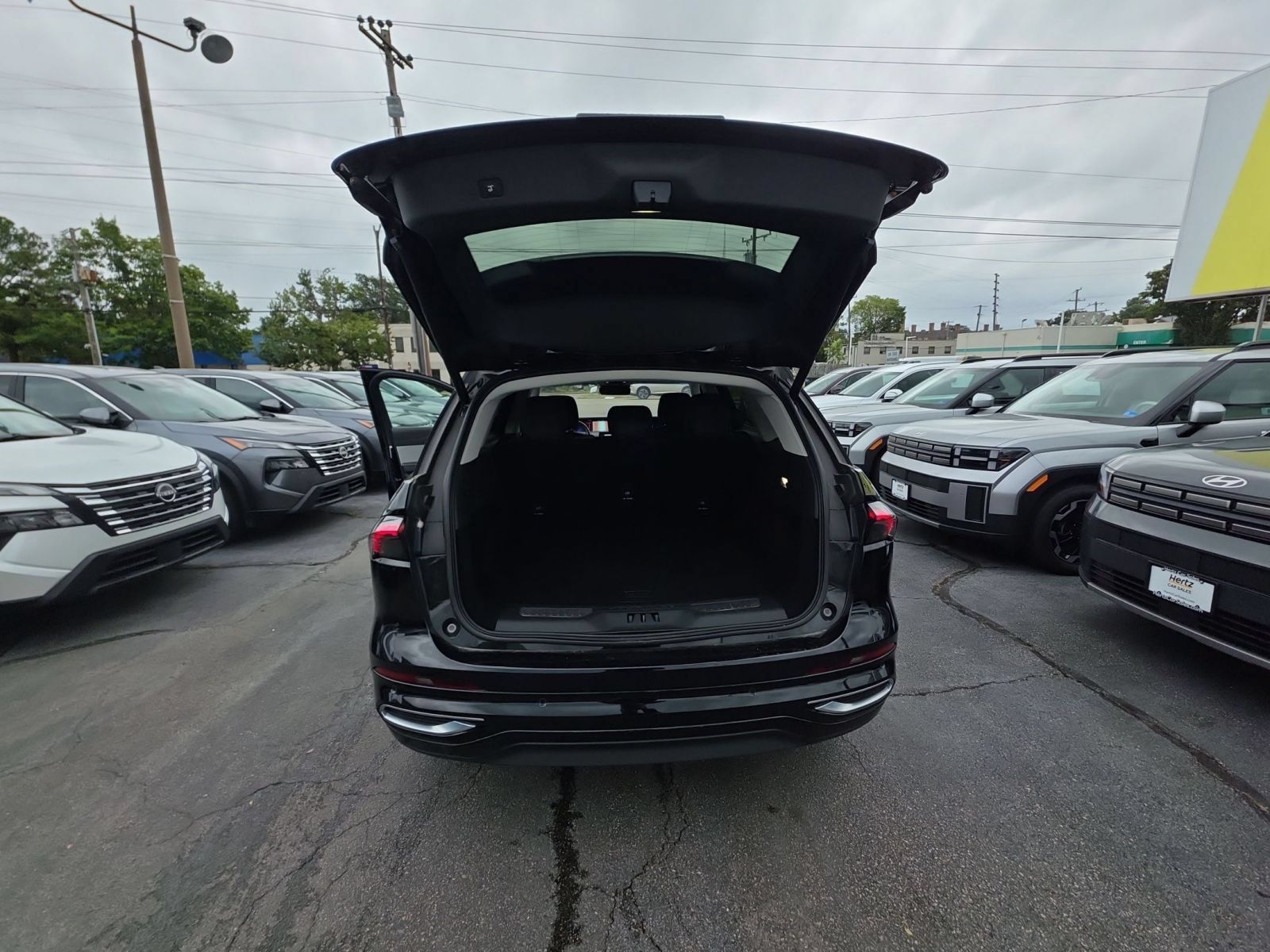 Used 2024 Lincoln Nautilus Reserve AWD/4WD image 37