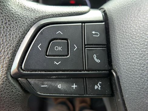 Used 2024 Toyota Sienna LE image 23