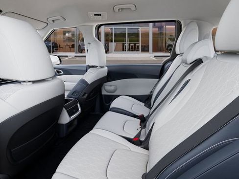 New 2025 Kia Carnival EX FWD image 23