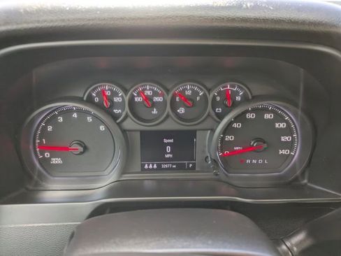 Used 2024 GMC Sierra 2500 Pro w/ Convenience Package image 17