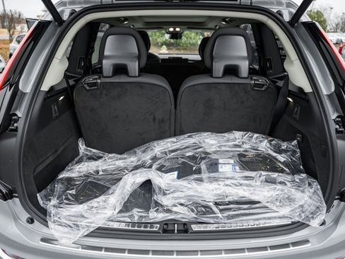 New 2026 Volvo XC90 B6 Plus w/ Protection Package Premier image 9