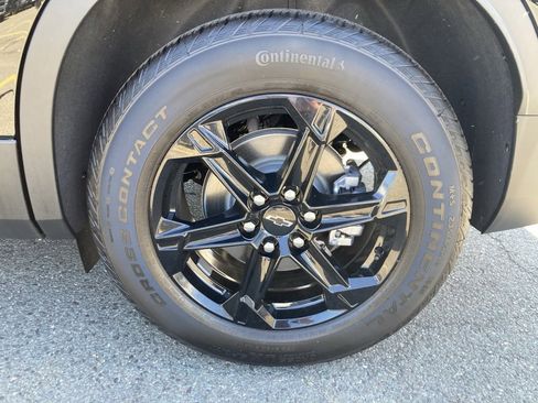 New 2025 Chevrolet Blazer LT w/ Midnight/Sport Edition image 25