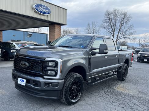 New 2026 Ford F350 XLT w/ XLT Premium Package AWD/4WD image 2