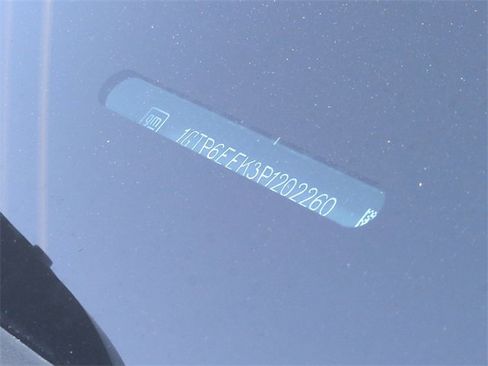 Used 2023 GMC Canyon AT4X image 6