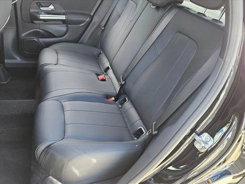 Used 2026 Mercedes-Benz GLA 250 image 17