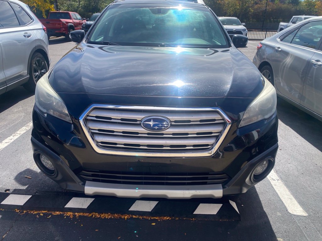 Used 2017 Subaru Outback 3.6R Limited AWD/4WD image 1