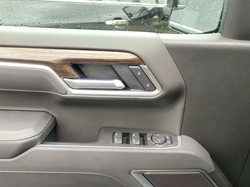 Used 2026 GMC Sierra 1500 Elevation w/ Elevation Select Package image 17