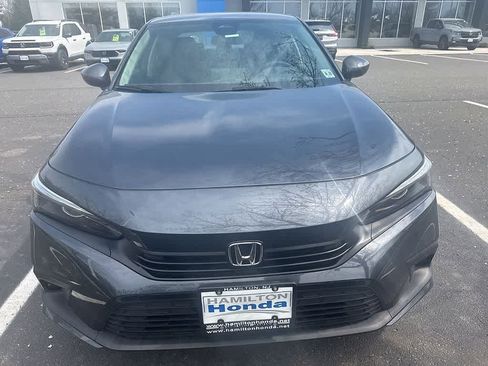 Used 2023 Honda Civic LX image 2