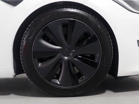 Used 2022 Tesla Model S AWD image 52