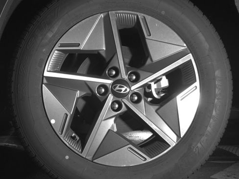 Used 2025 Hyundai Tucson SEL image 14