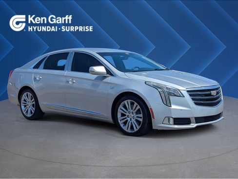 Used 2019 Cadillac XTS Luxury FWD image 1