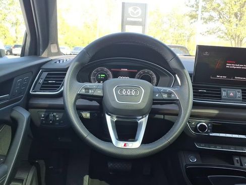 Used 2024 Audi Q5 e Premium Plus AWD/4WD image 21