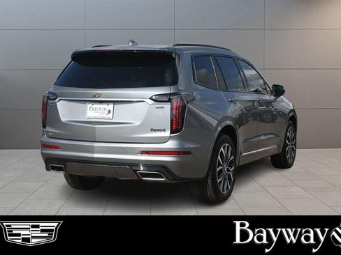 New 2025 Cadillac XT6 Sport w/ Platinum Package image 40