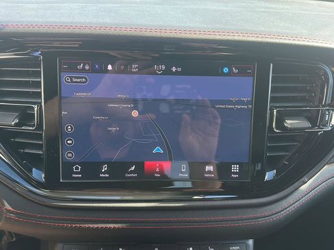 Used 2024 Dodge Durango GT image 18