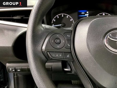 Used 2025 Toyota Corolla LE w/ LE Premium Package FWD image 24