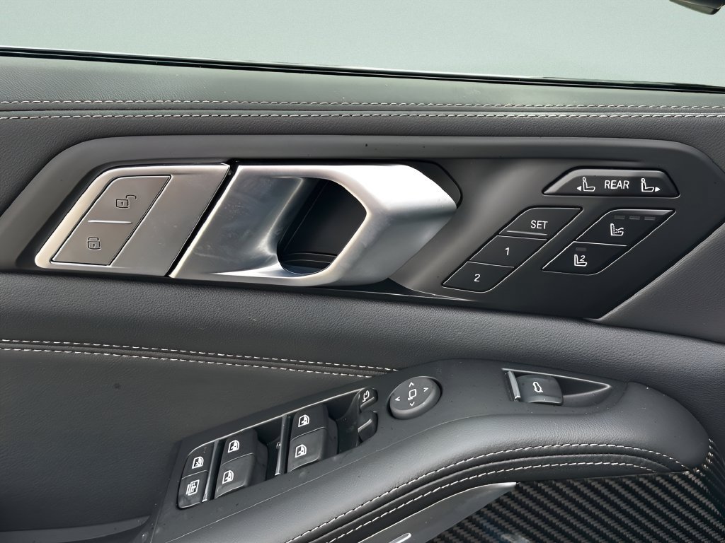 New 2027 BMW X7 M60i AWD/4WD image 14