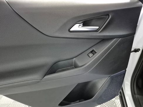 New 2026 Chevrolet Equinox LT image 22