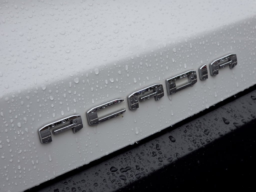 Used 2023 GMC Acadia AT4 w/ Trailering Package AWD/4WD image 18