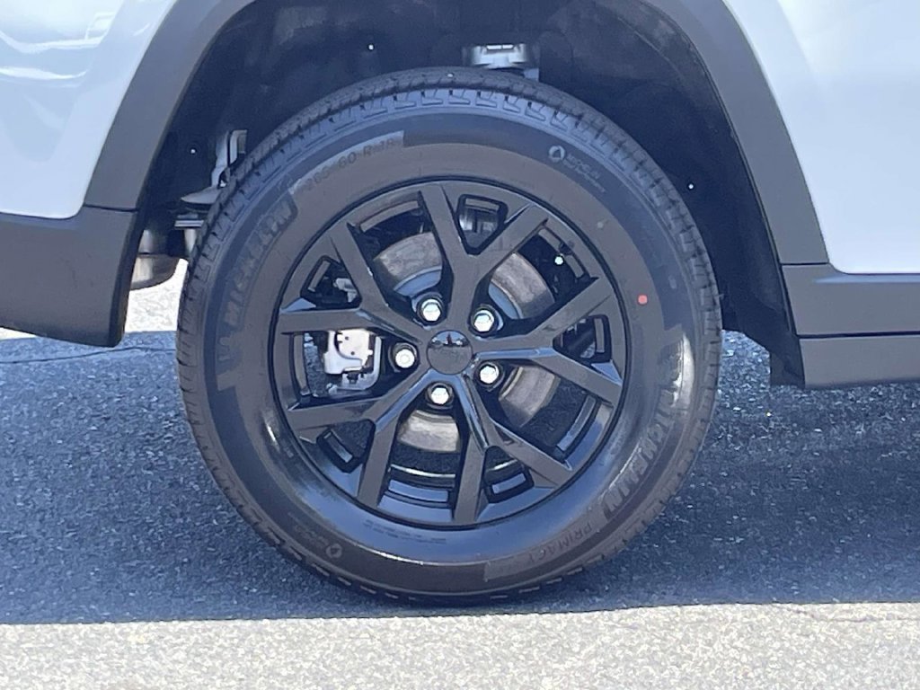 New 2026 Jeep Grand Cherokee Altitude AWD/4WD image 13