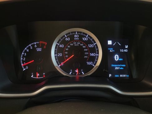 Used 2021 Toyota Corolla SE FWD image 23