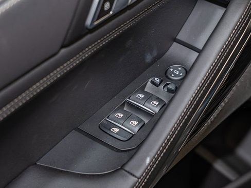 New 2026 BMW X6 xDrive40i w/ Premium Package image 14