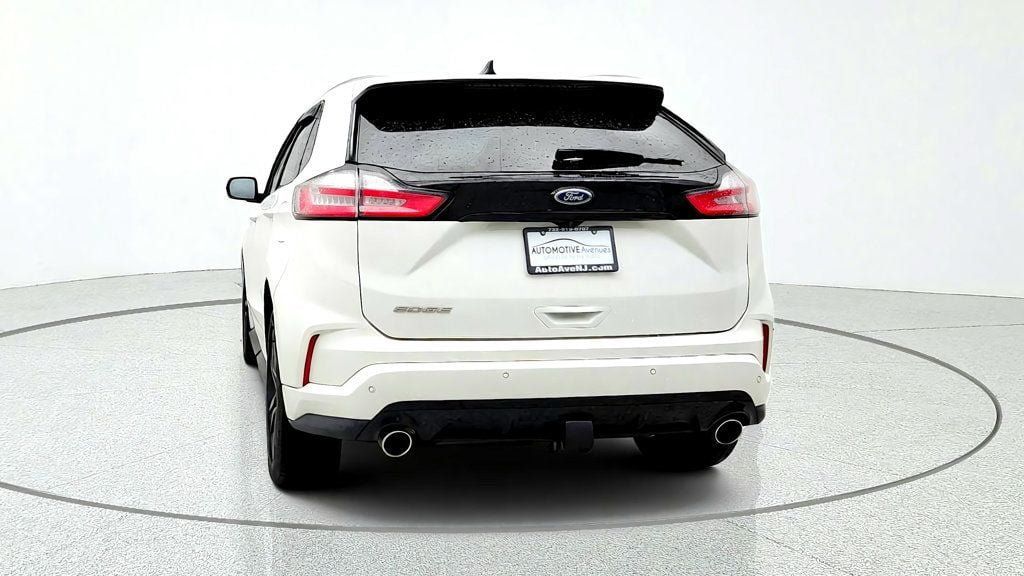 Used 2020 Ford Edge ST-Line w/ Cold Weather Package AWD/4WD image 6