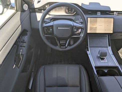 New 2026 Land Rover Range Rover Evoque Dynamic SE AWD/4WD image 15