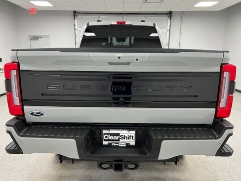 Used 2025 Ford F350 Platinum w/ Tremor Off-Road Package AWD/4WD image 9