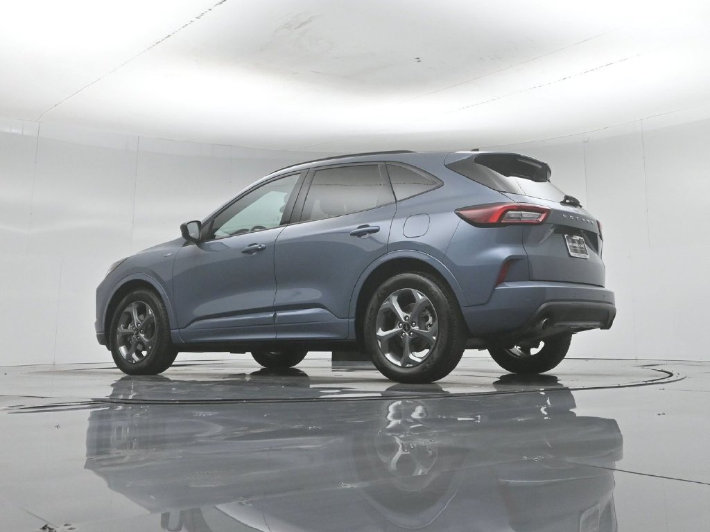 Used 2024 Ford Escape ST-Line w/ Tech Pack #1 FWD image 45