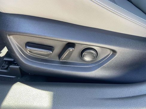 Used 2025 Toyota Camry SE w/ Multimedia Upgrade Package FWD image 18