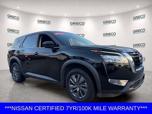 Certified 2024 Nissan Pathfinder S AWD/4WD image 1