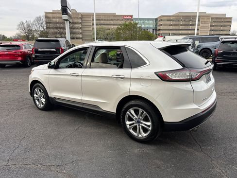 Used 2018 Ford Edge Titanium w/ Technology Package image 5