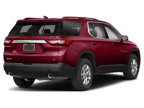 Used 2018 Chevrolet Traverse LT FWD image 2