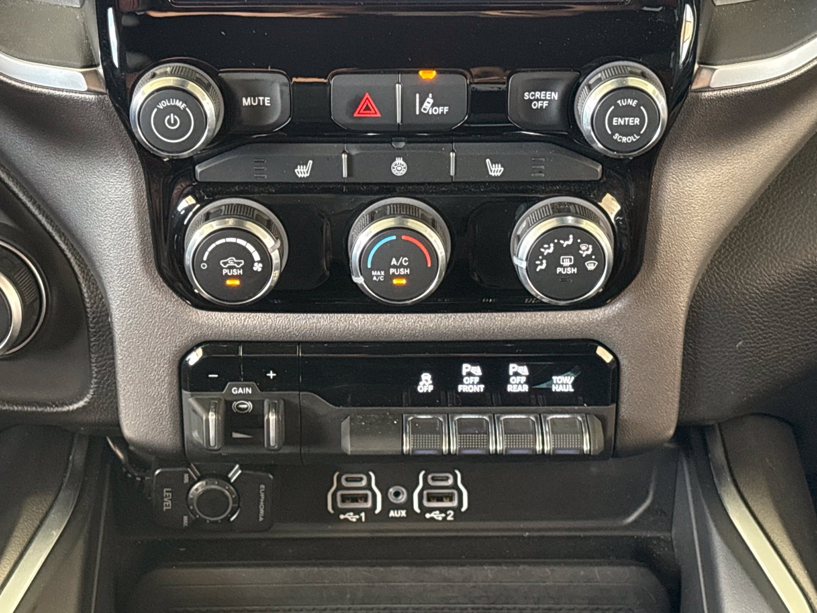 Used 2025 RAM 1500 Lone Star AWD/4WD image 41