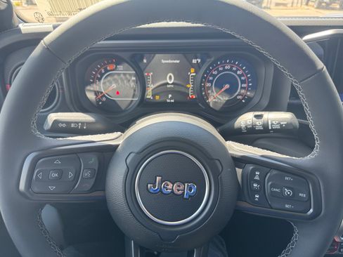 New 2026 Jeep Wrangler Rubicon AWD/4WD image 9