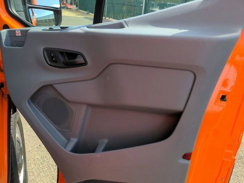 Used 2019 Ford Transit 150 148 Low Roof RWD image 28