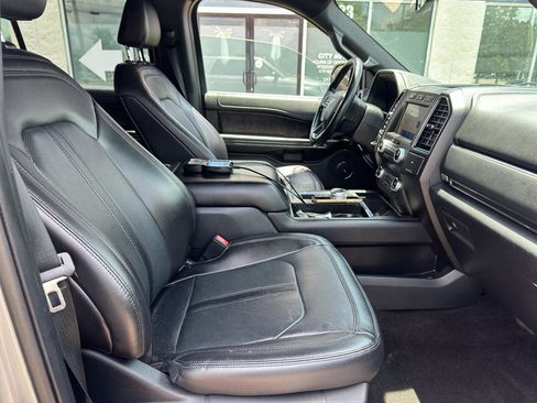 Used 2021 Ford Expedition Max Limited RWD image 11