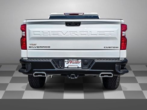 Used 2025 Chevrolet Silverado 1500 Custom Trail Boss AWD/4WD image 5