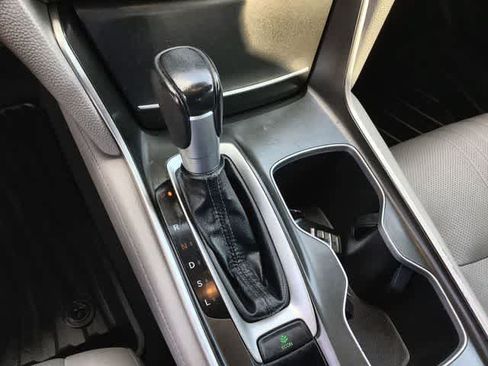 Certified 2018 Honda Accord EX-L image 16