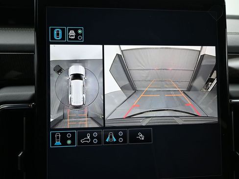 New 2026 GMC Yukon Elevation image 16