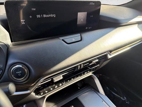 Used 2025 MAZDA CX-70 Plug-In Hybrid w/ Premium Plus image 18